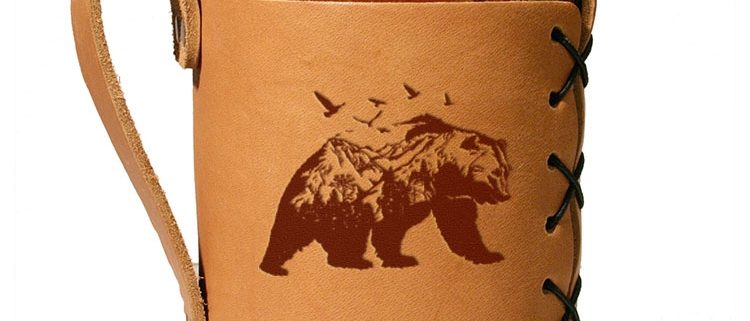 Wide Mason Sleeve: Mountain Bear