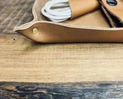 Riveted Leather Valet Tray: Choose Design