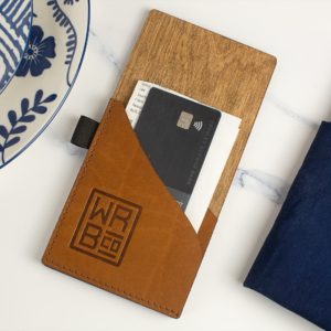 Leather & Wood Check Presenter