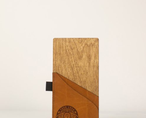 Leather &amp; Wood Check Presenter